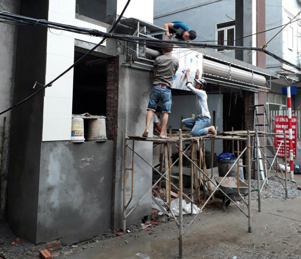 cua-cuon-austdoor-khe-thoang-11