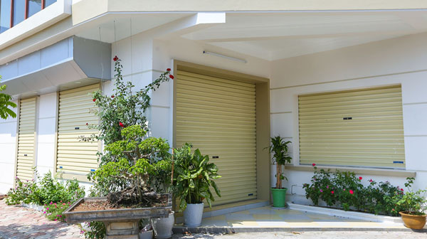 cua-cuon-austdoor-tam-lien-4