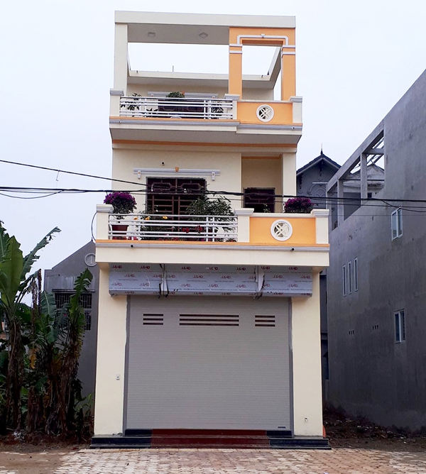 cua-cuon-austdoor-xuyen-sang-8