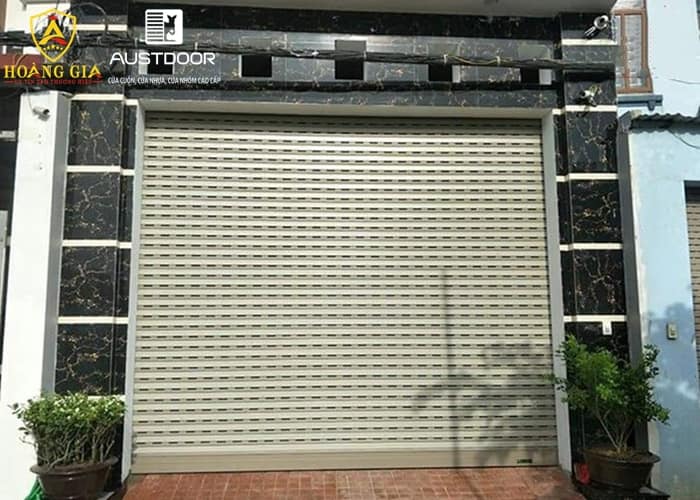 Austdoor Hoàng Gia