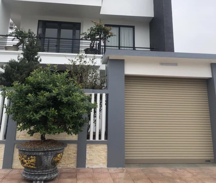 Cửa cuốn siêu thoáng E70 Austdoor Đà Nẵng